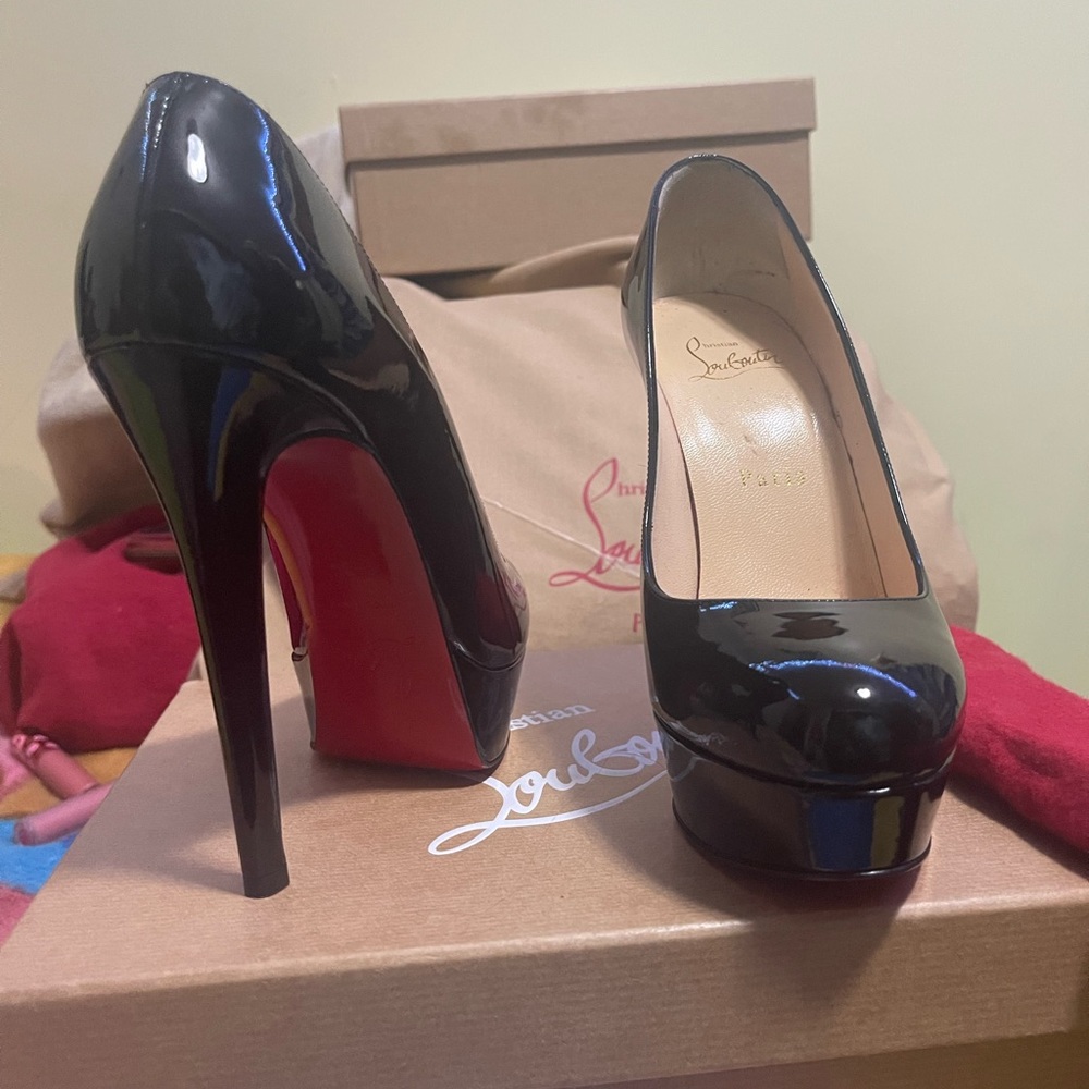 christian louboutin bianca pumps size 36